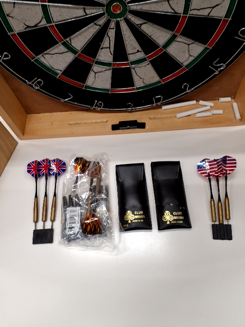 Dart kabinet