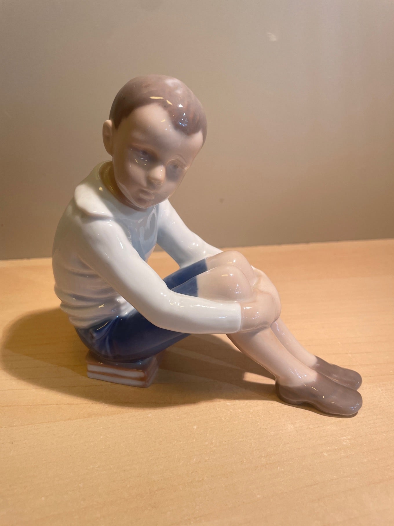 B&G porcelæns figur. Nr. 1742