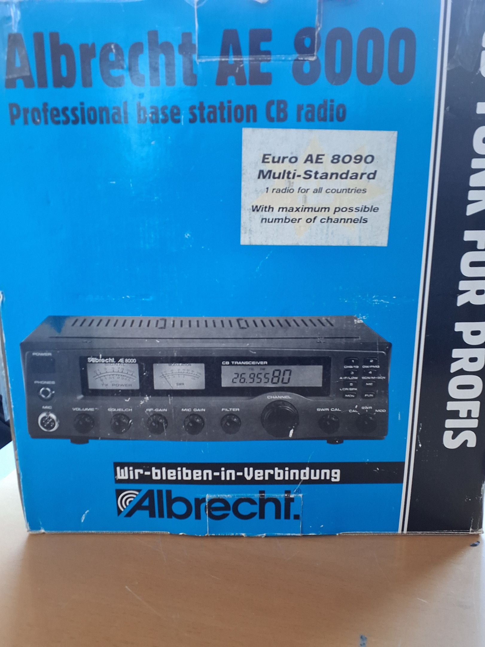Albrecht AE 8000 CB Radio