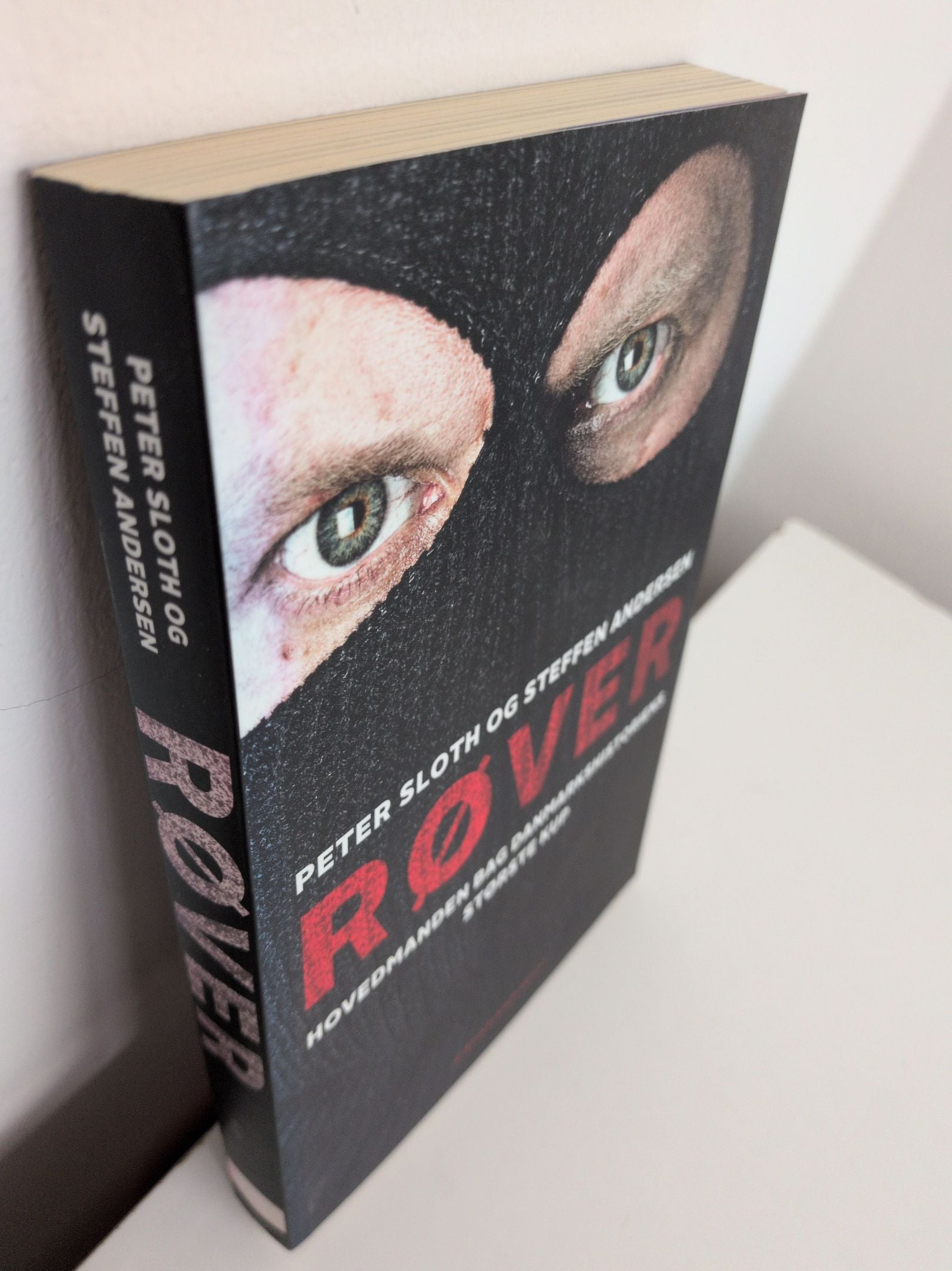 Bog: "Røver" Peter Sloth & Steffen Andersen