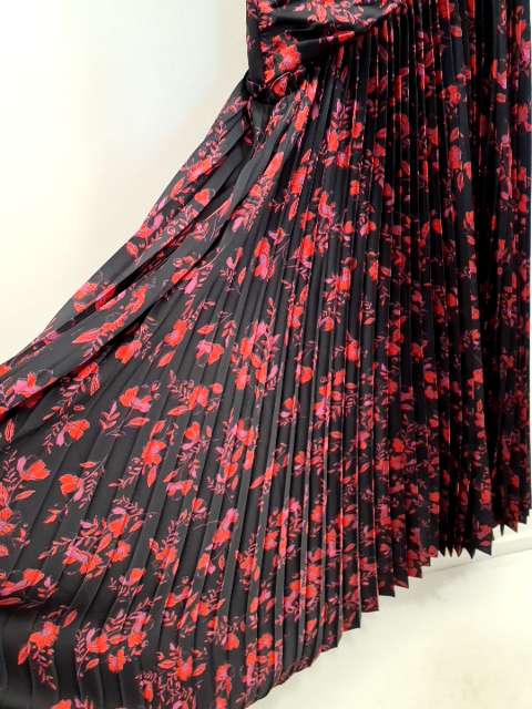 ML Monique Lhuillier Kjole (R813)