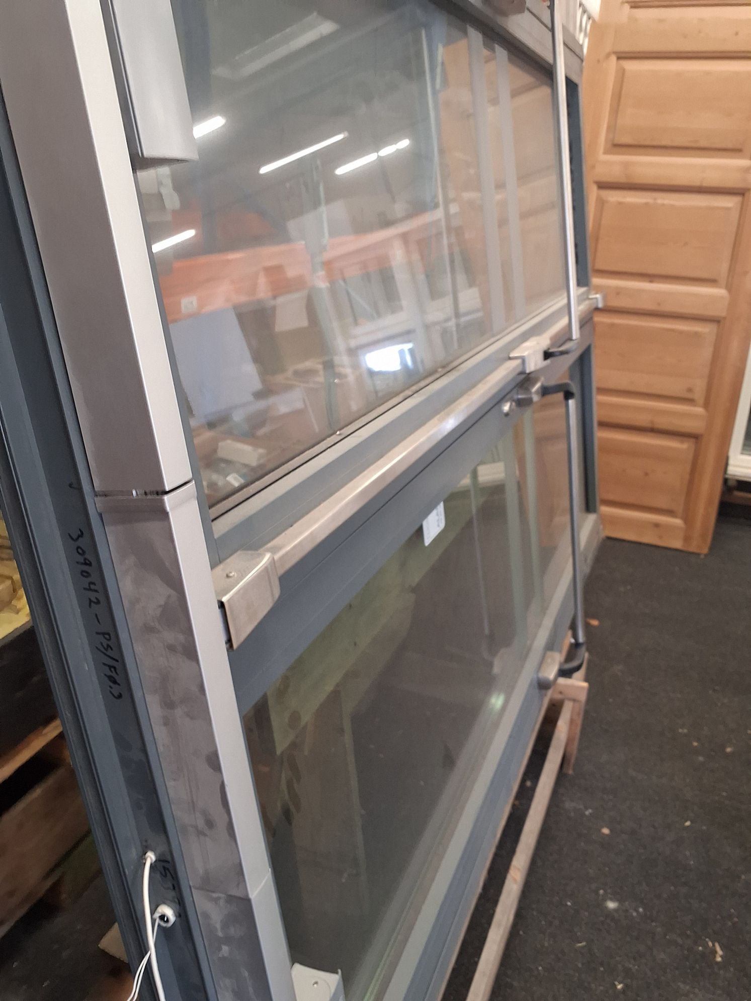 Dørparti i aluminium
