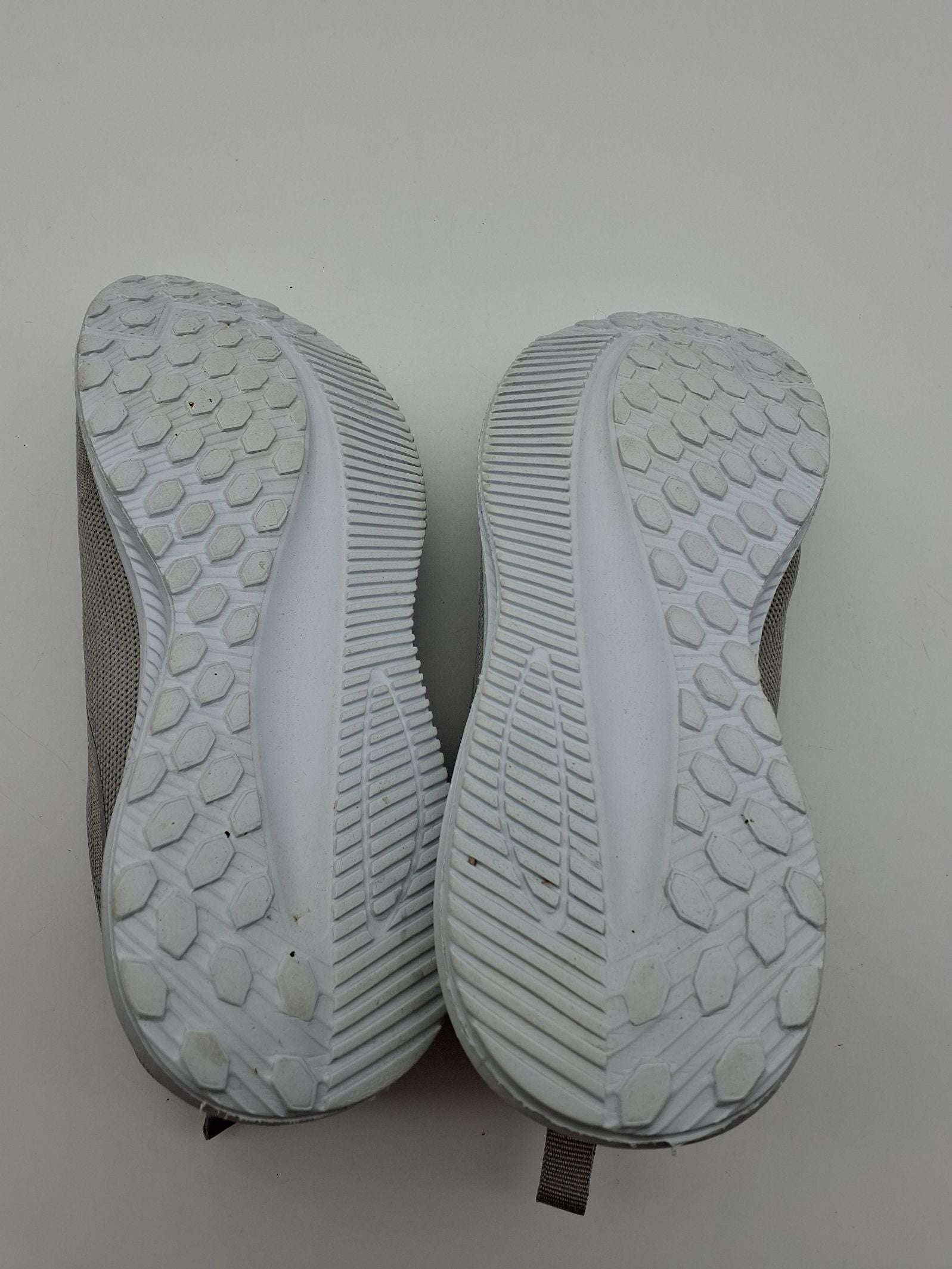 Oinak Sneakers
