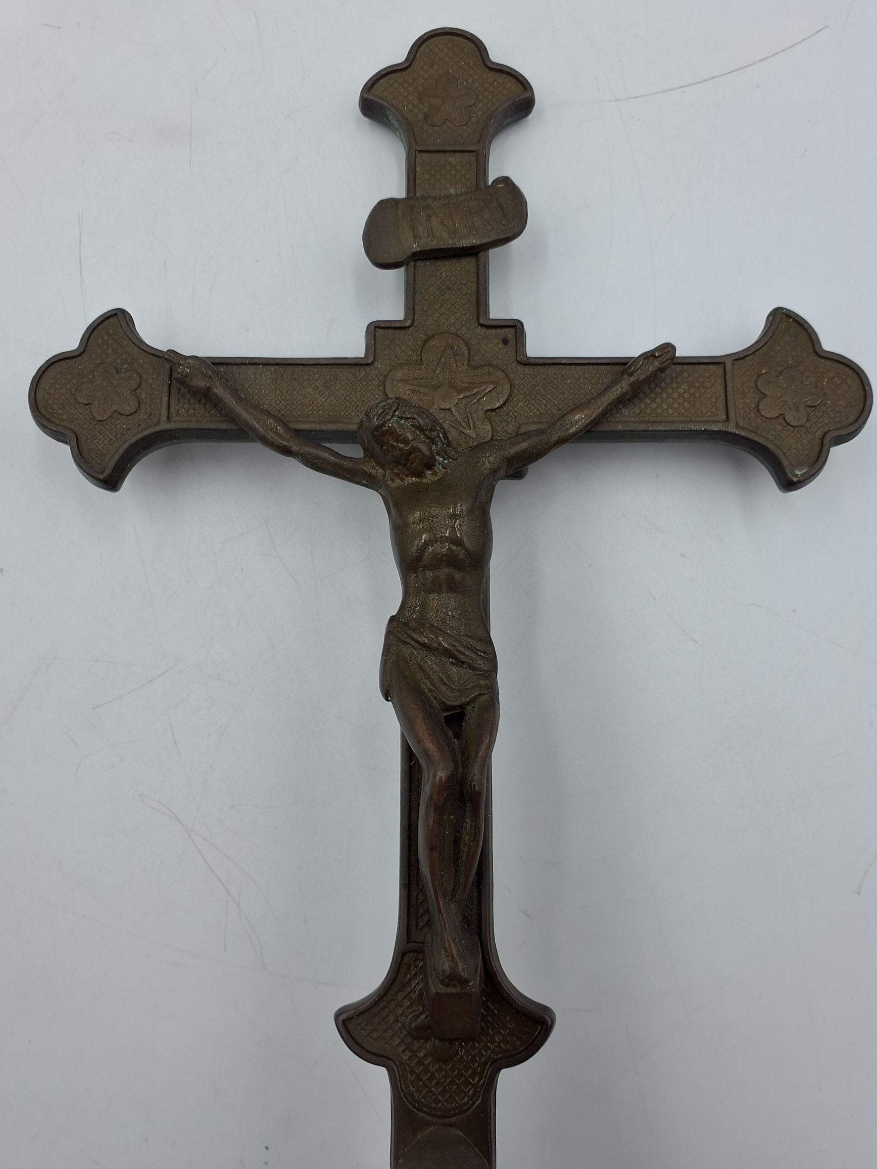 Flot crucifix
