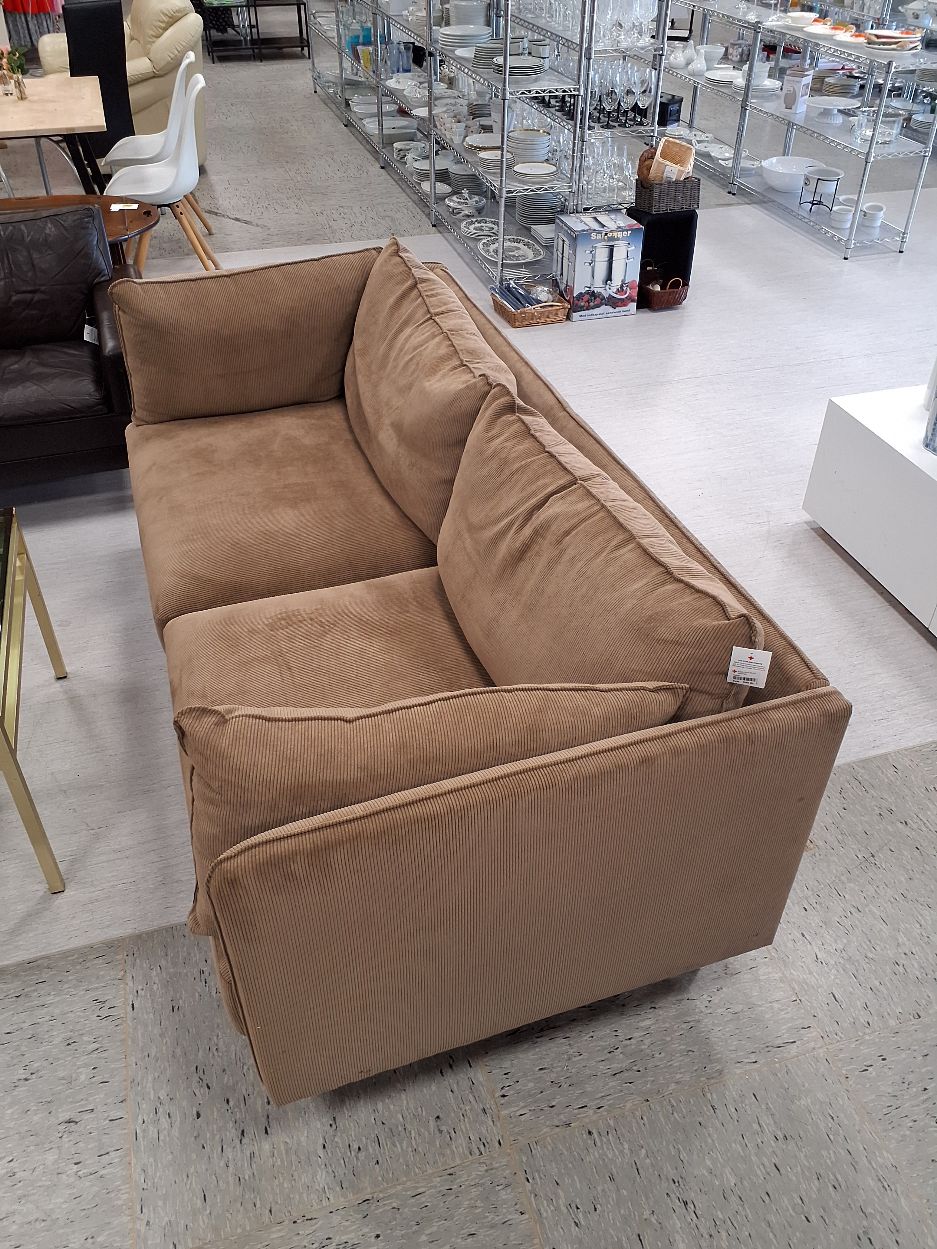 Brun Fløjlsofa
