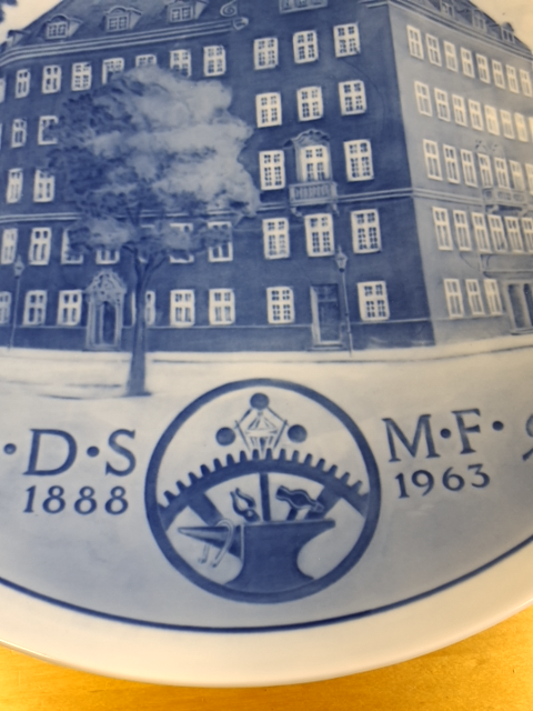ROYAL COPENHAGEN stort fad
