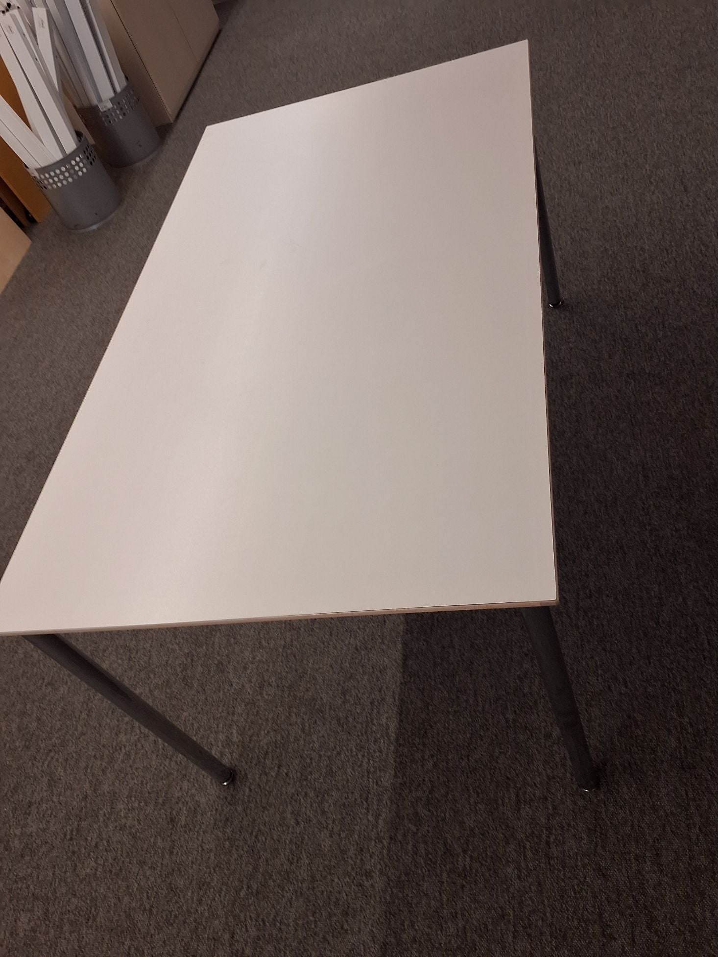 Bord hvid laminat  - 7072