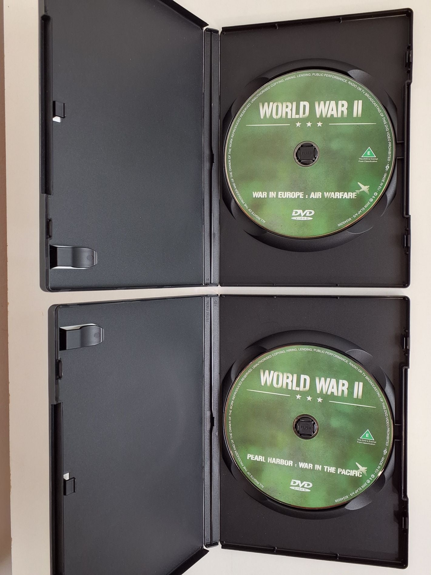Dvd box: World War II