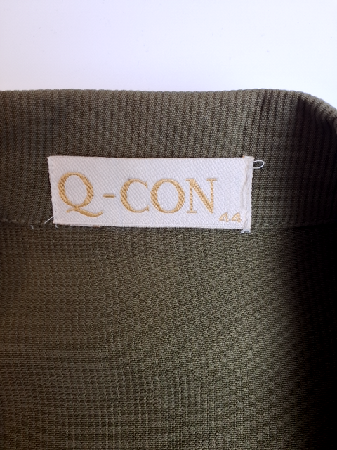 Q-CON Skjorte og nederdel (O199)