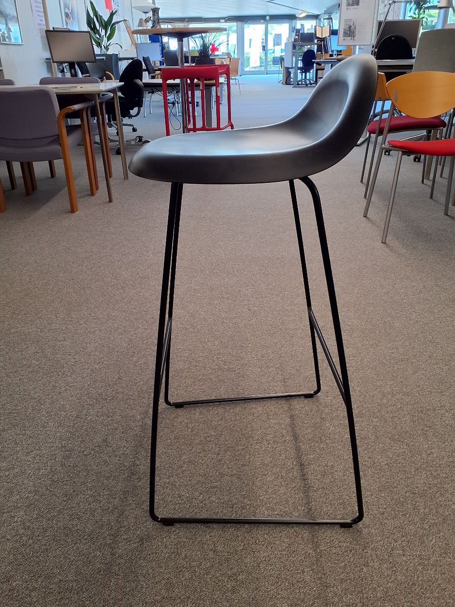 Barstol, høj sort - 6518