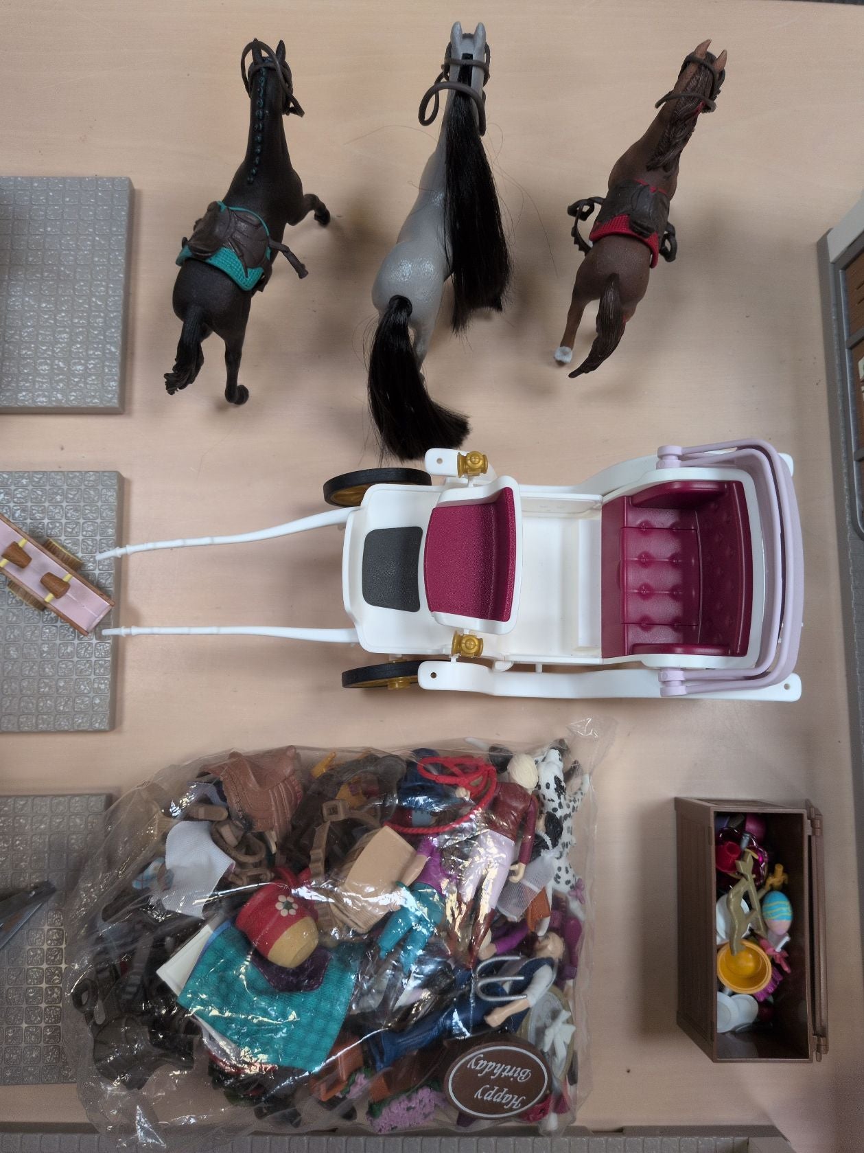 Schleich hestegård m. tilbehør