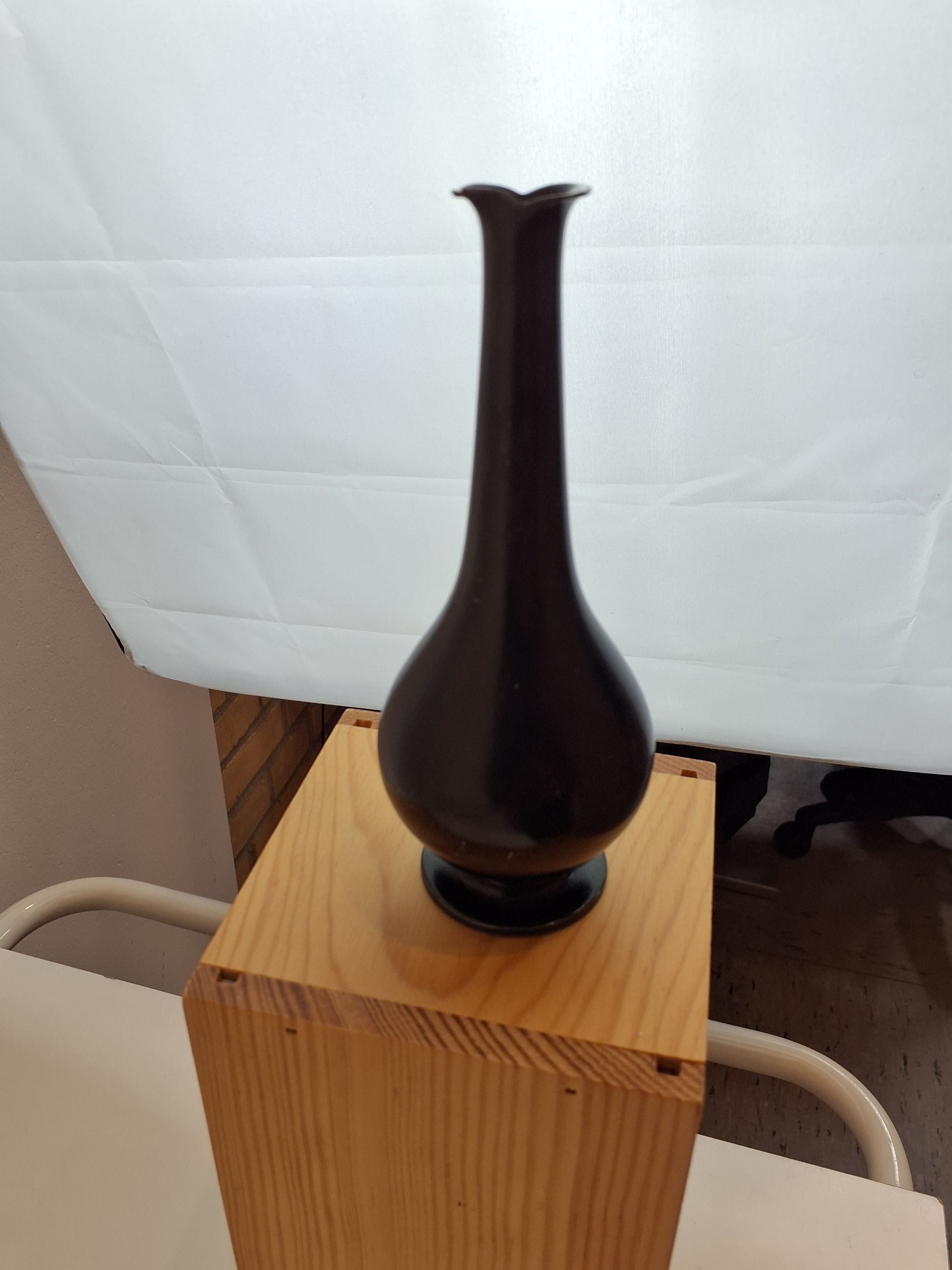 Lille vase i diskometal