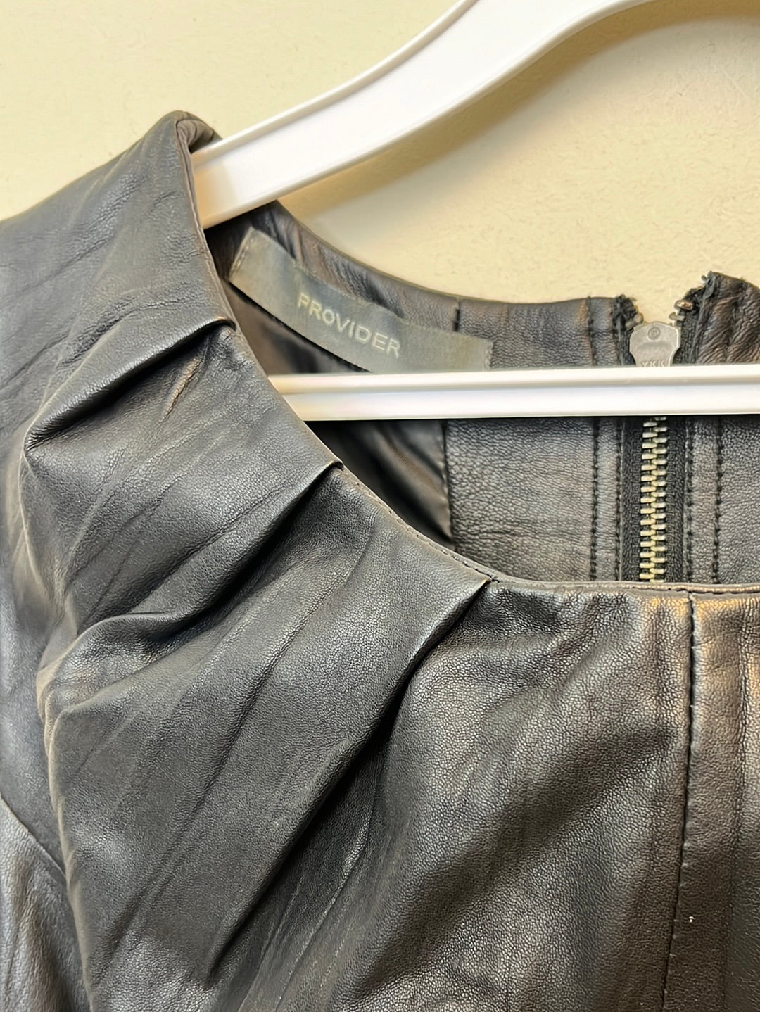 Provider Skind Kjole (B524)