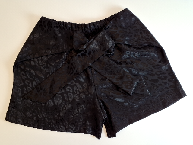 Karmamia Shorts