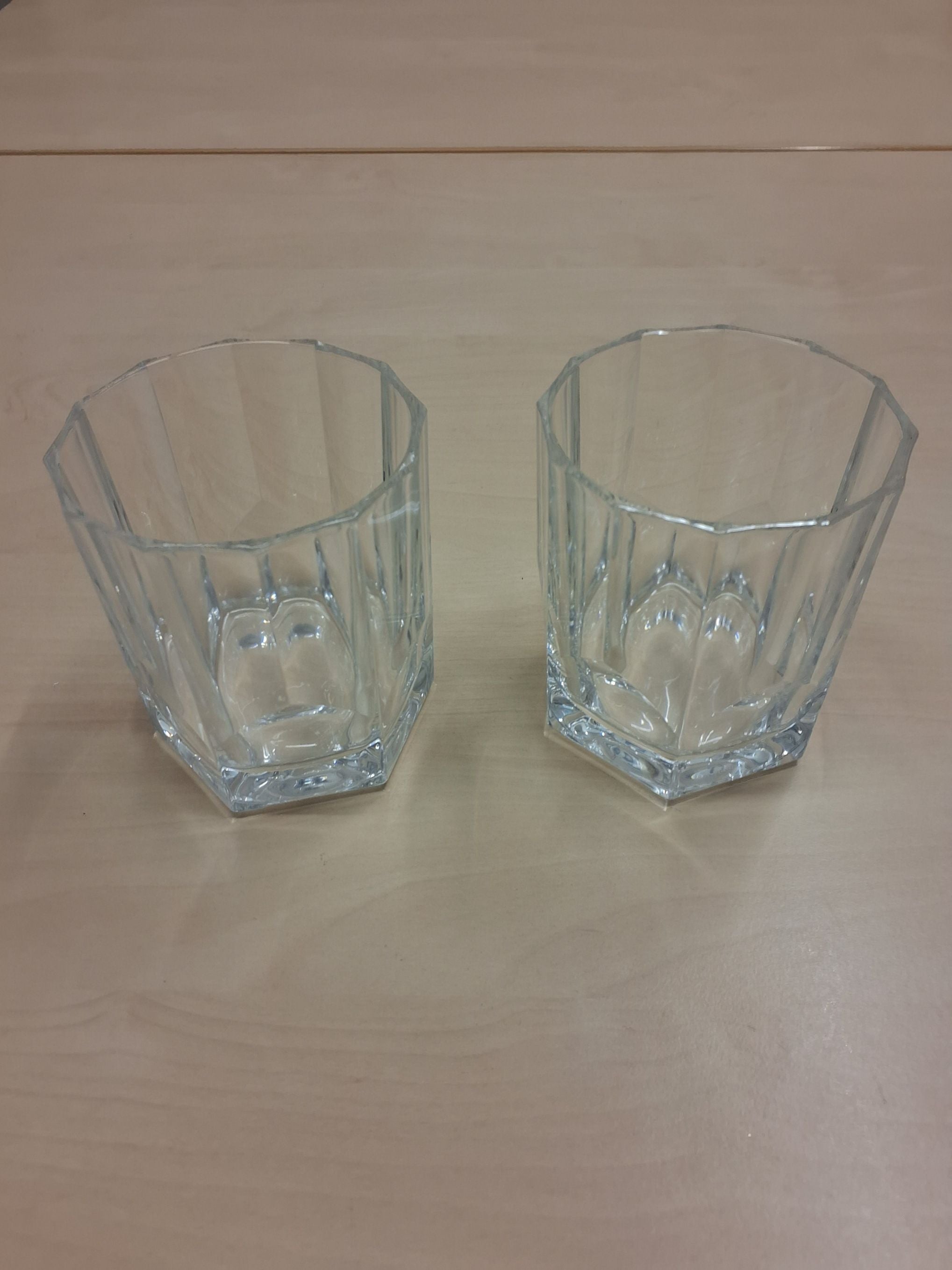Karaffel med 2 glas