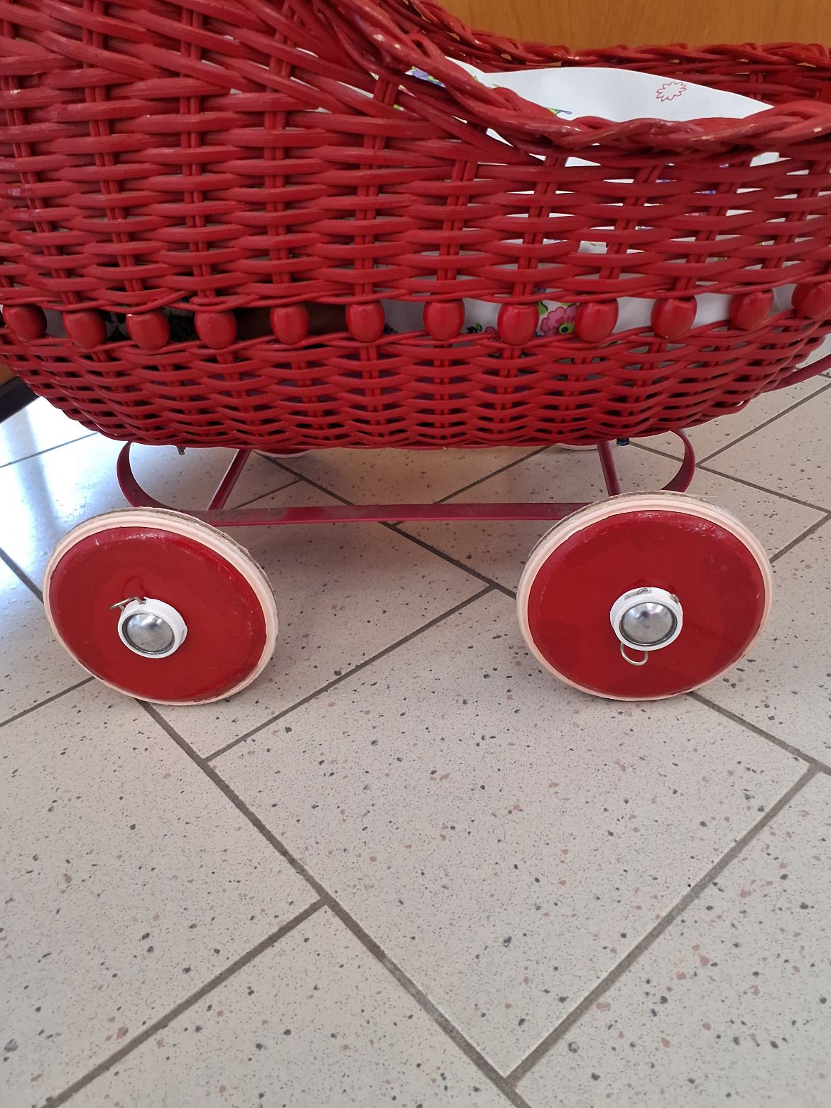 Retro dukkevogn