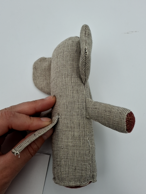 Maileg elefant med plastik granulat i bunden
