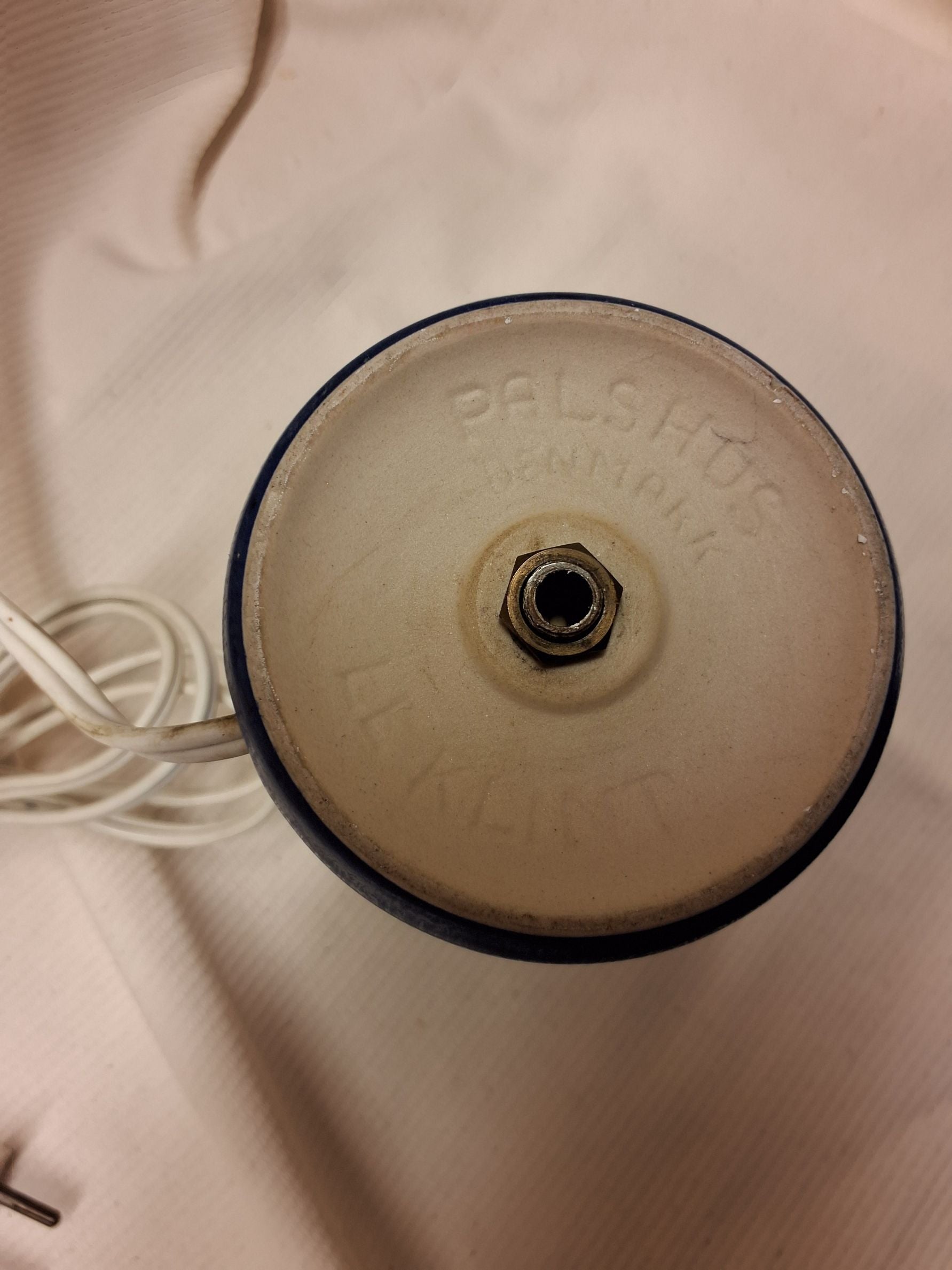 Palshus blå bordlampe fra Le Klint