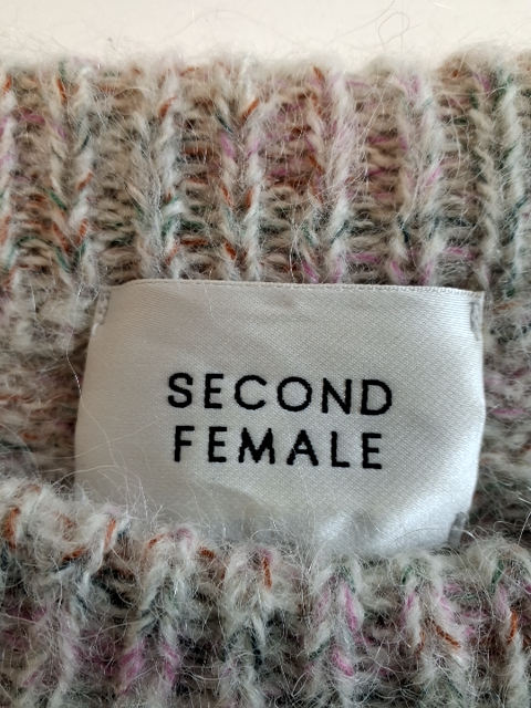 Second Female Striktrøje