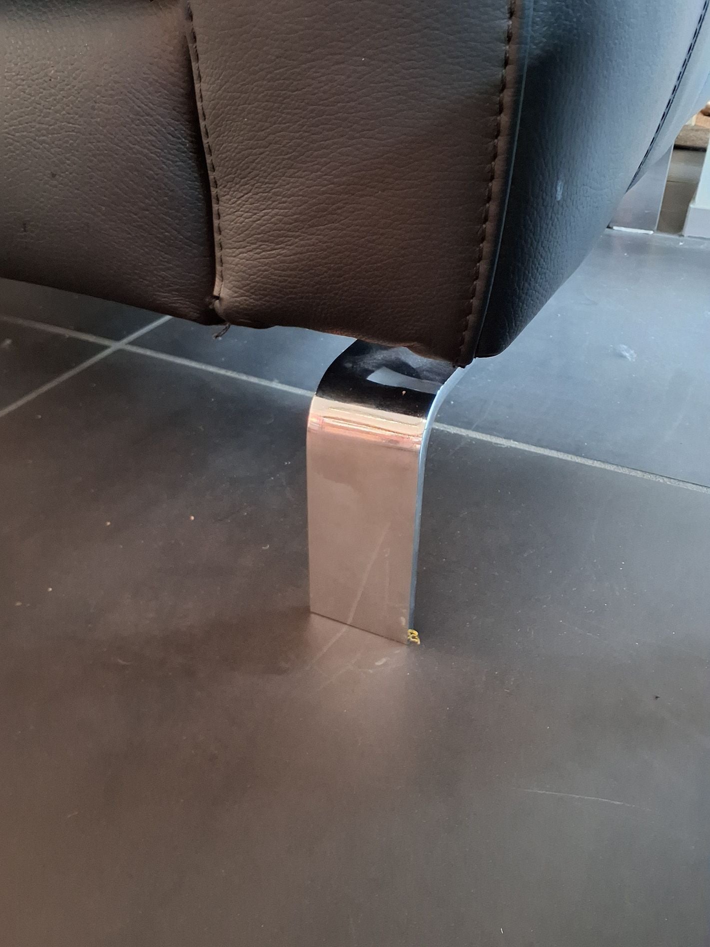 Sort lædersofa