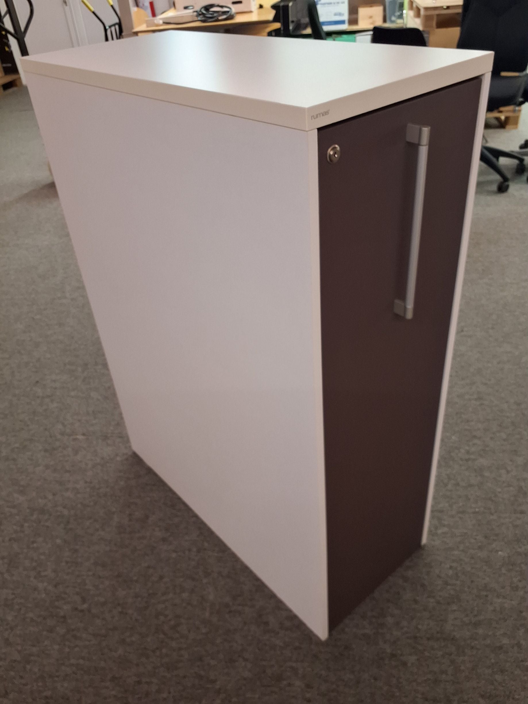 Skab/udtræksskab HV - 3086