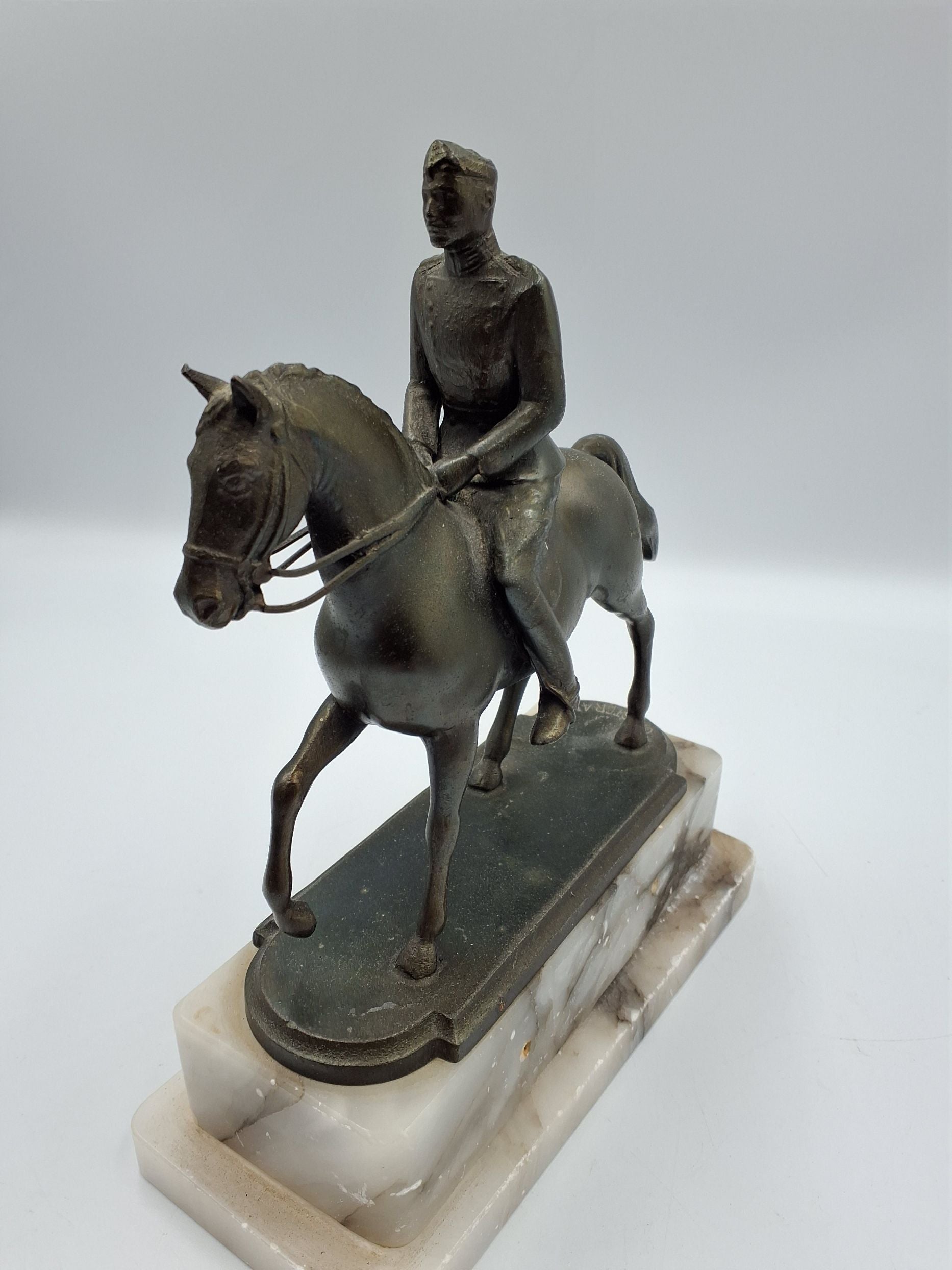 Christian X Bronce figur