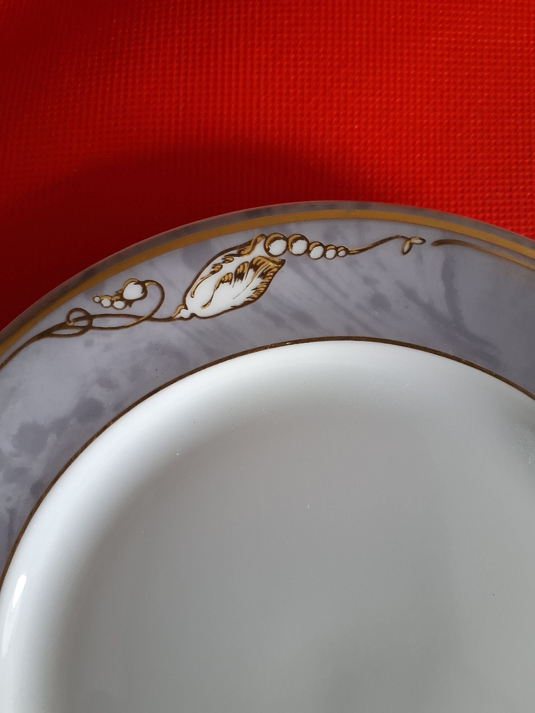 Desserttallerken Royal Copenhagen grå magnolia