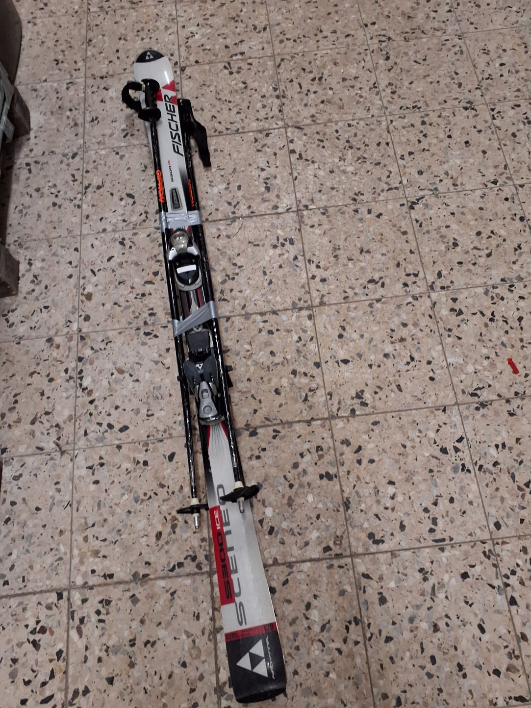 FISCHER S300 Alpin ski