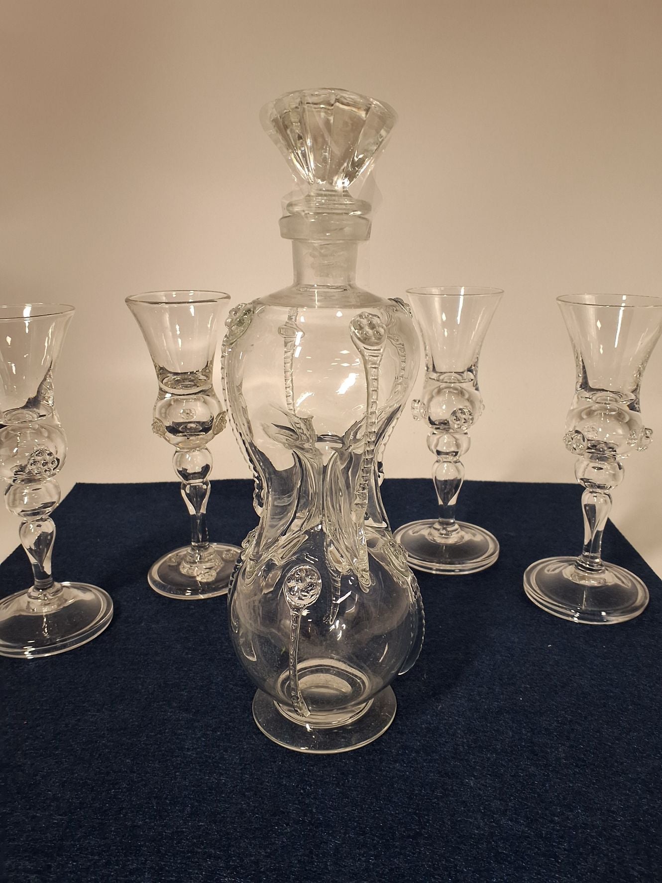 Antik karaffel m/4 glas