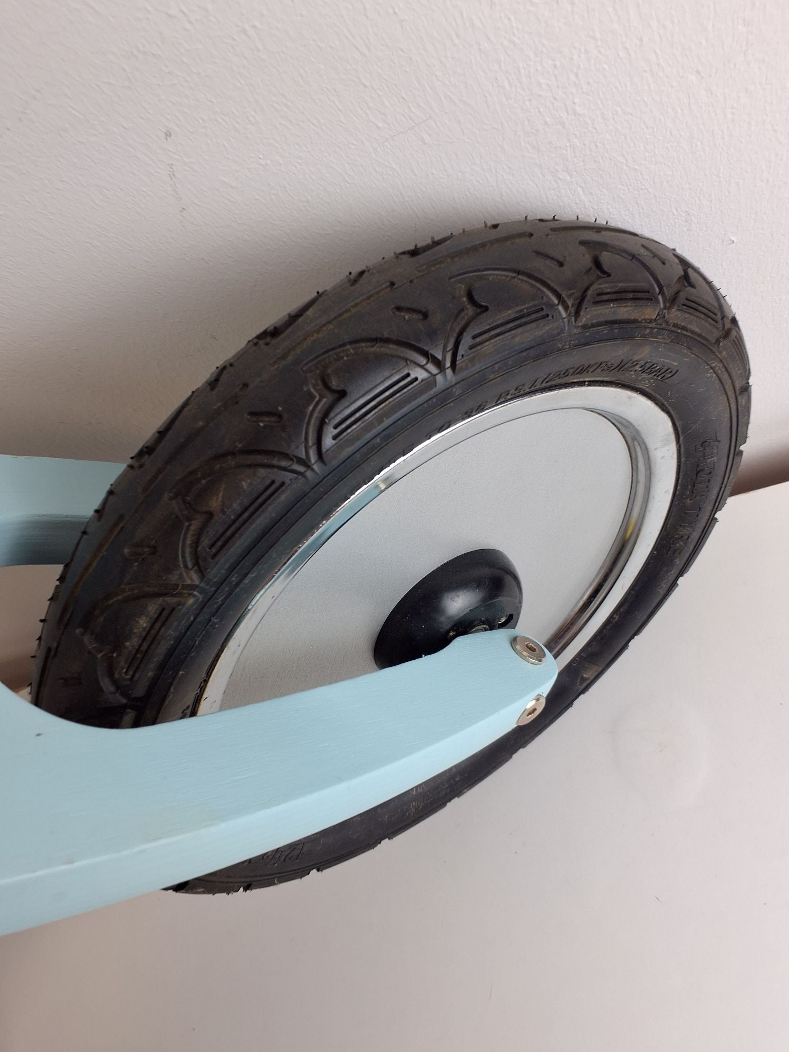 Løbecykel lyseblå "9"