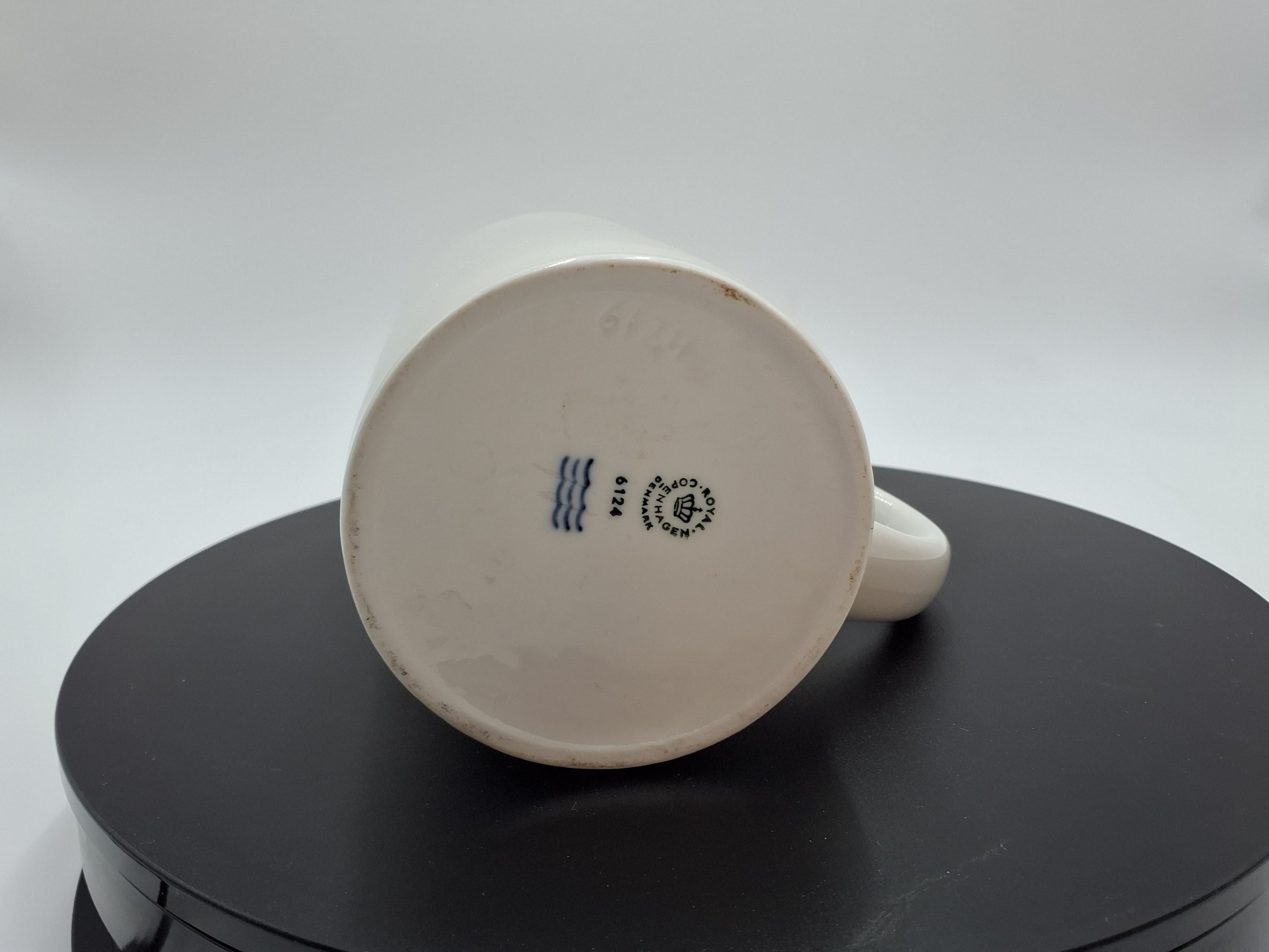 Royal Copenhagen Krus 12