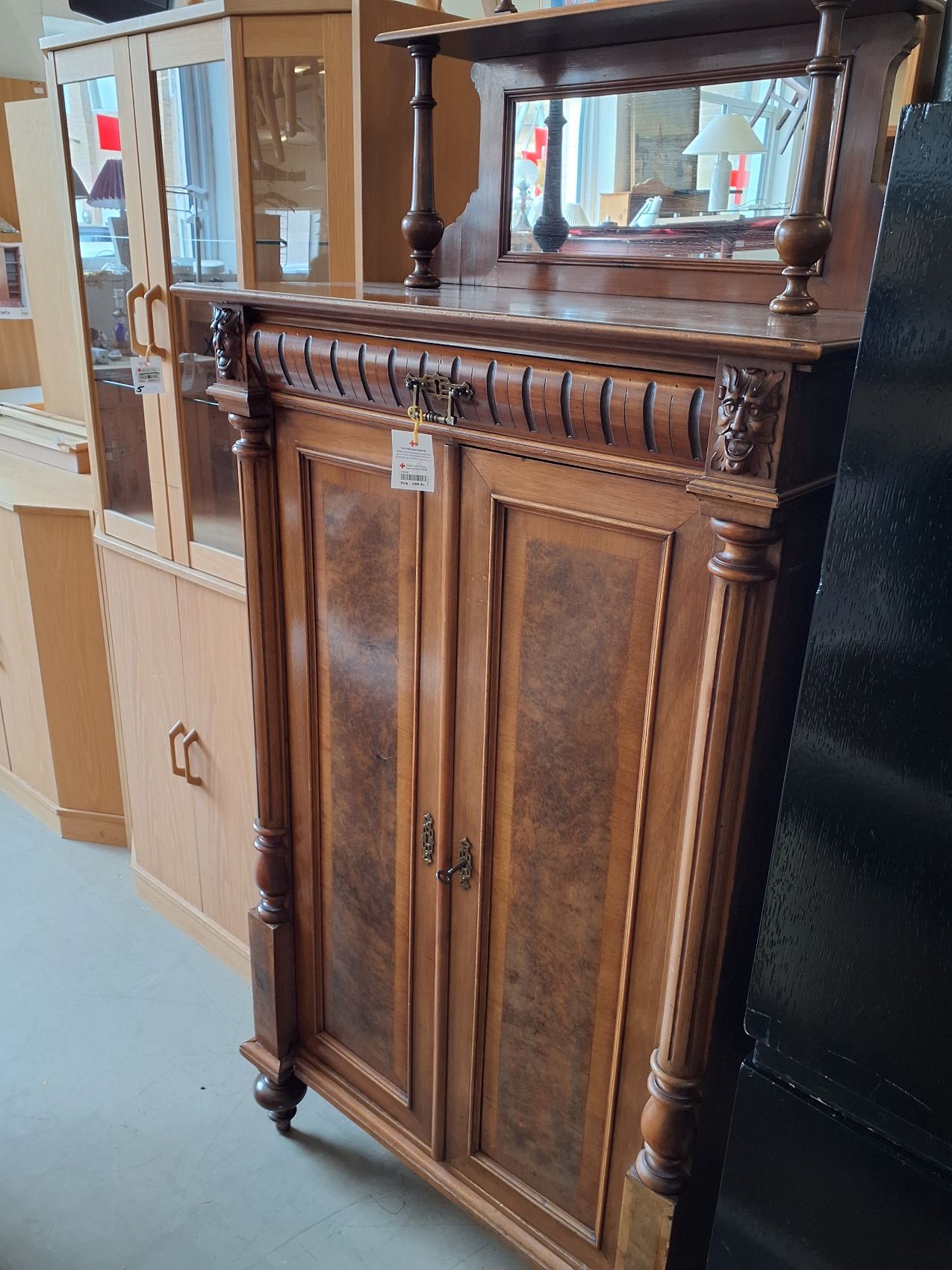Skab