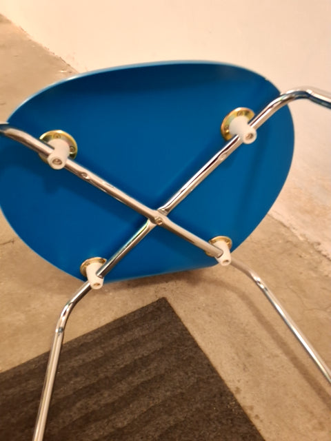 Skal stol mellem blå ( RK nr 3040 A )