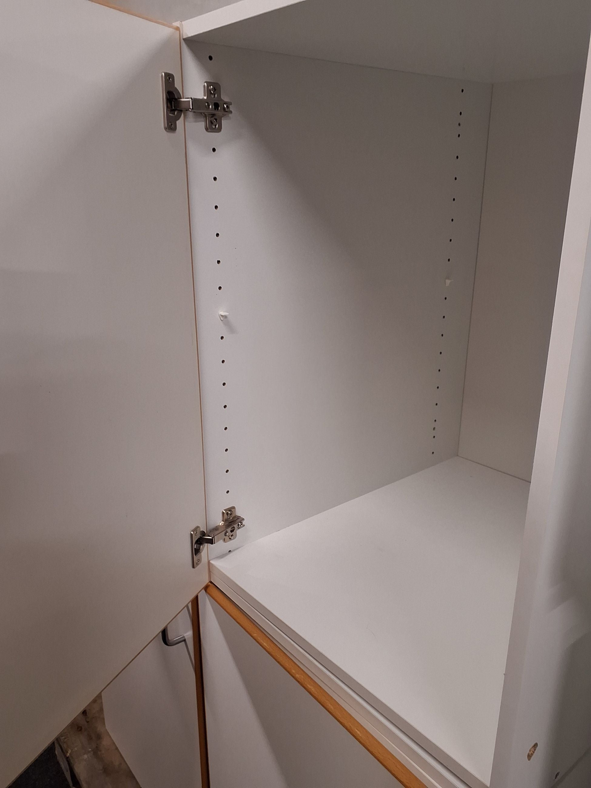 Overskab i moderne stil