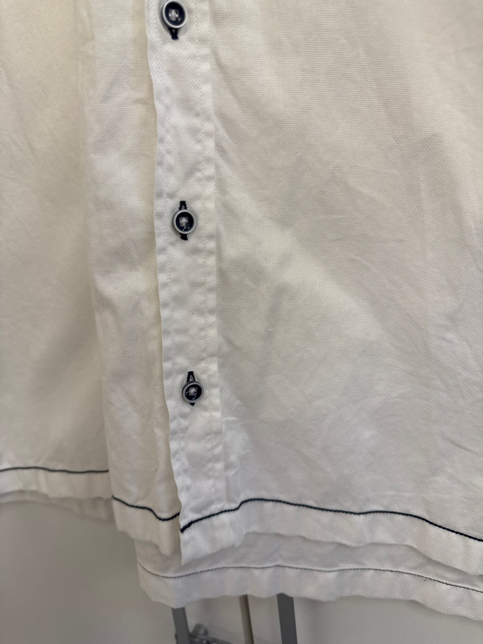 Hvid skjorte str. XL