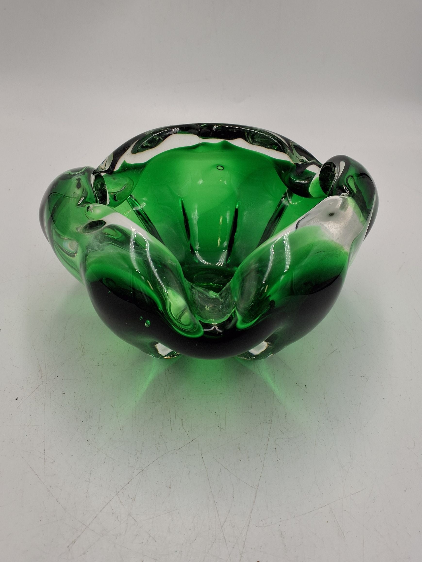 Grøn glas skål
