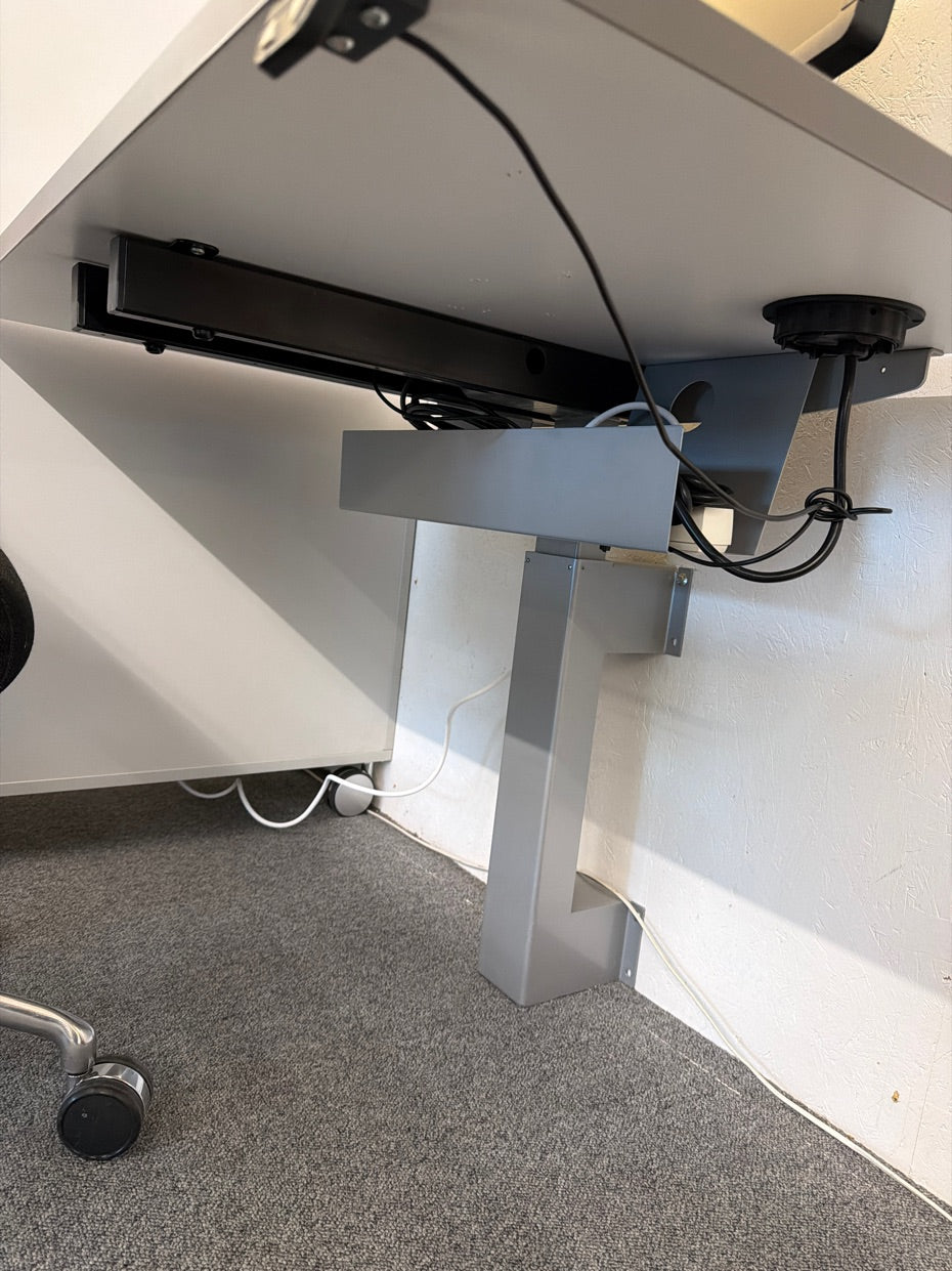 Væghængt skrivebord - hæve/sænke elektrisk