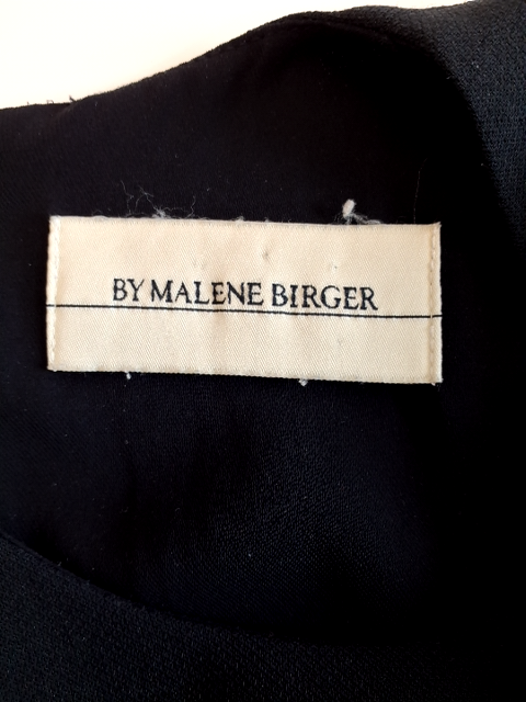 By Malene Birger Kjole (0679)