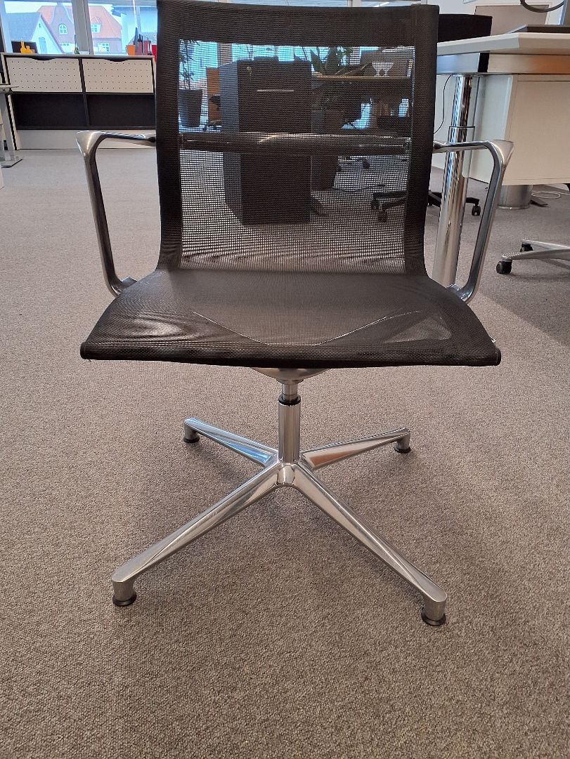 Konferencestol IFC - 6011