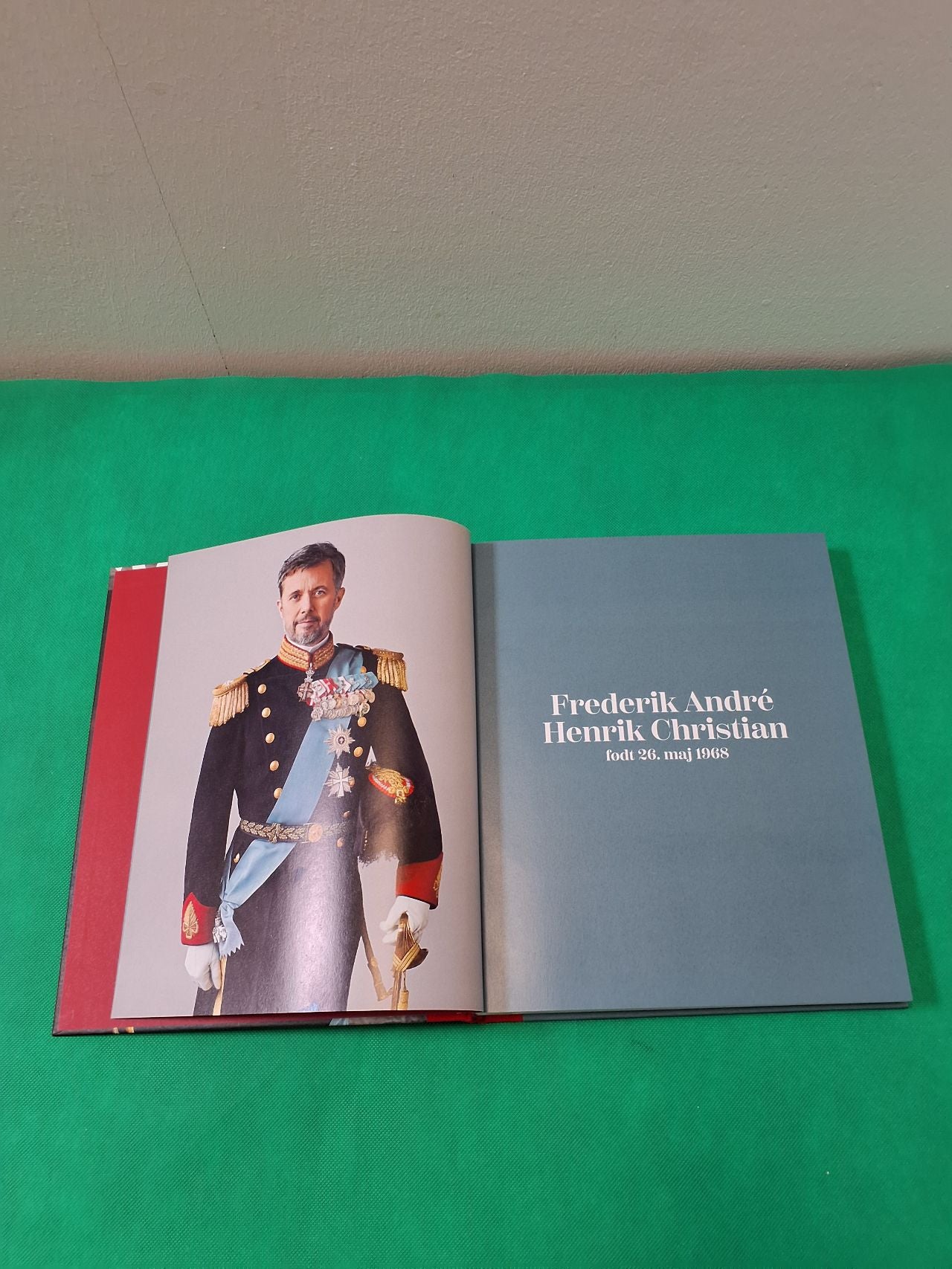Frederik X. En konge bliver til
