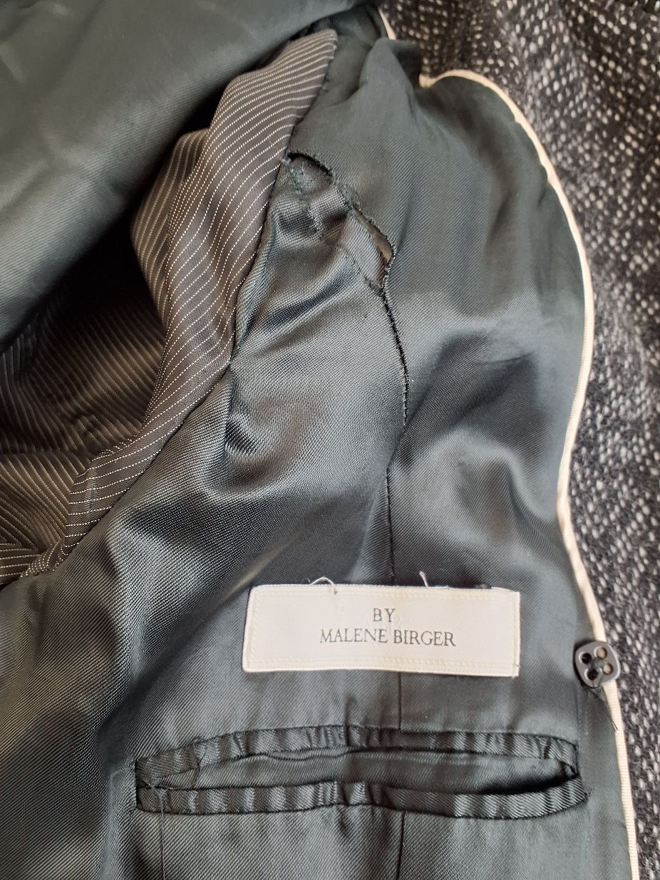 By Malene Birger Uldfrakke