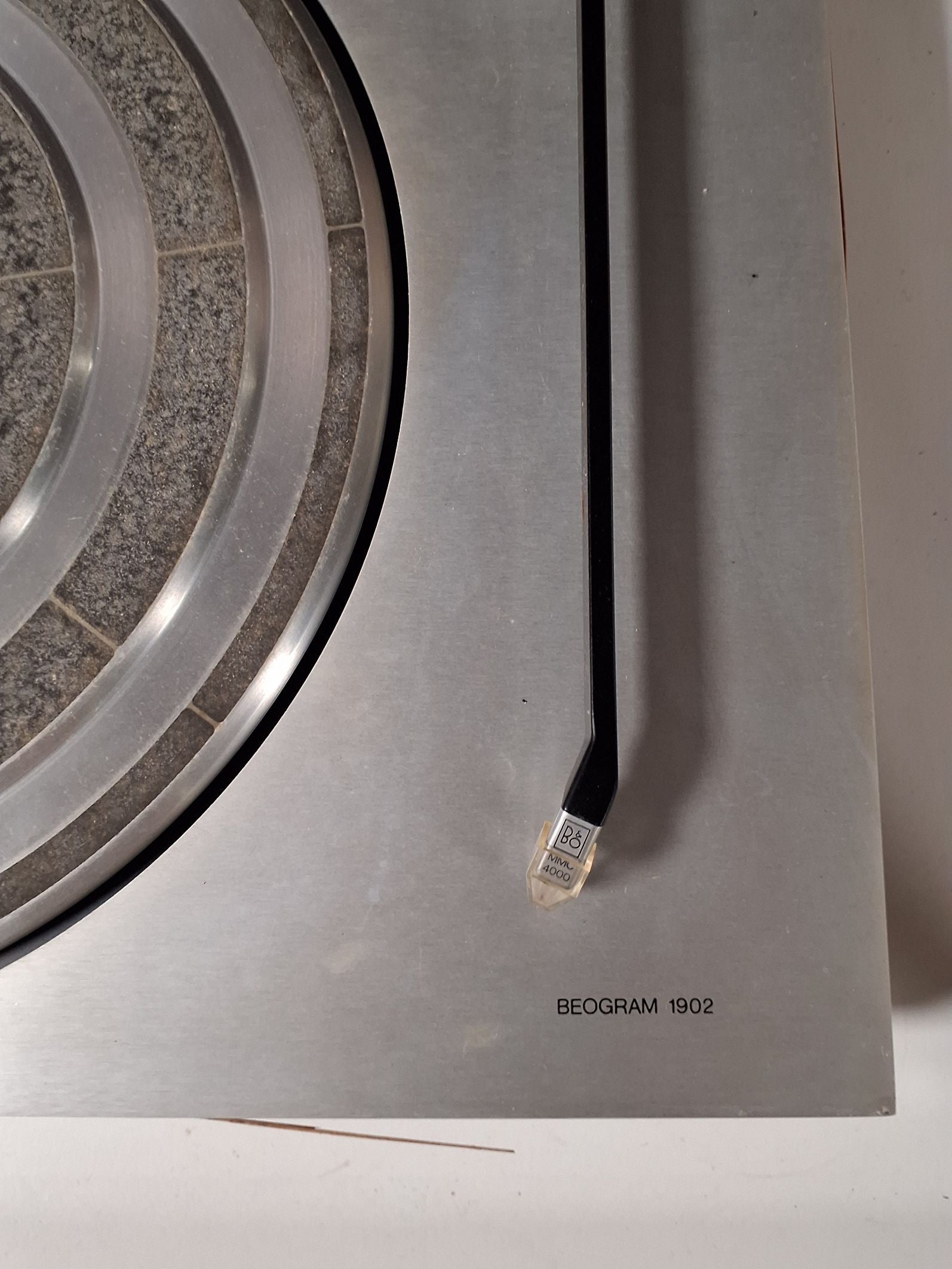 B&O Beogram 1902 pladespiller
