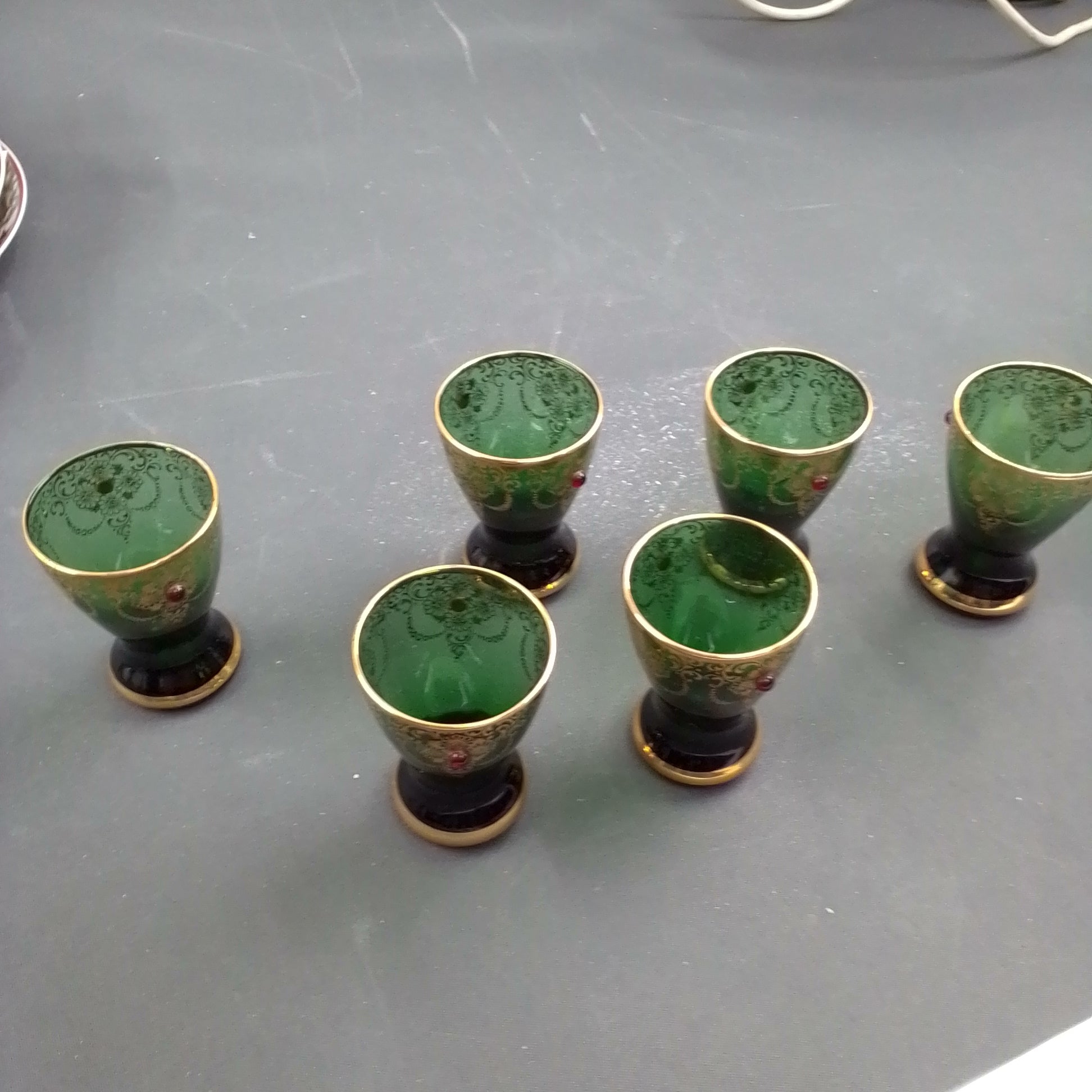 Karaffel med 6 glas.