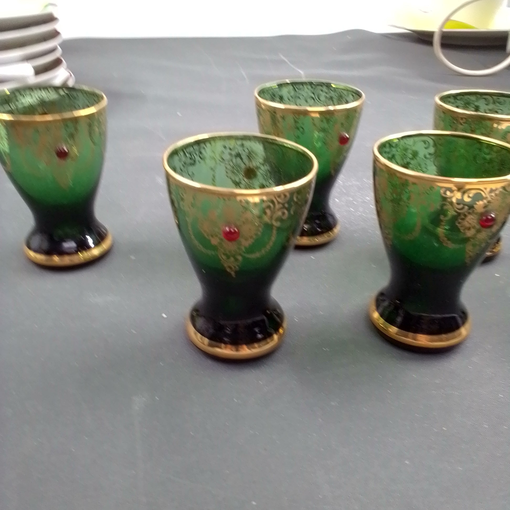 Karaffel med 6 glas.