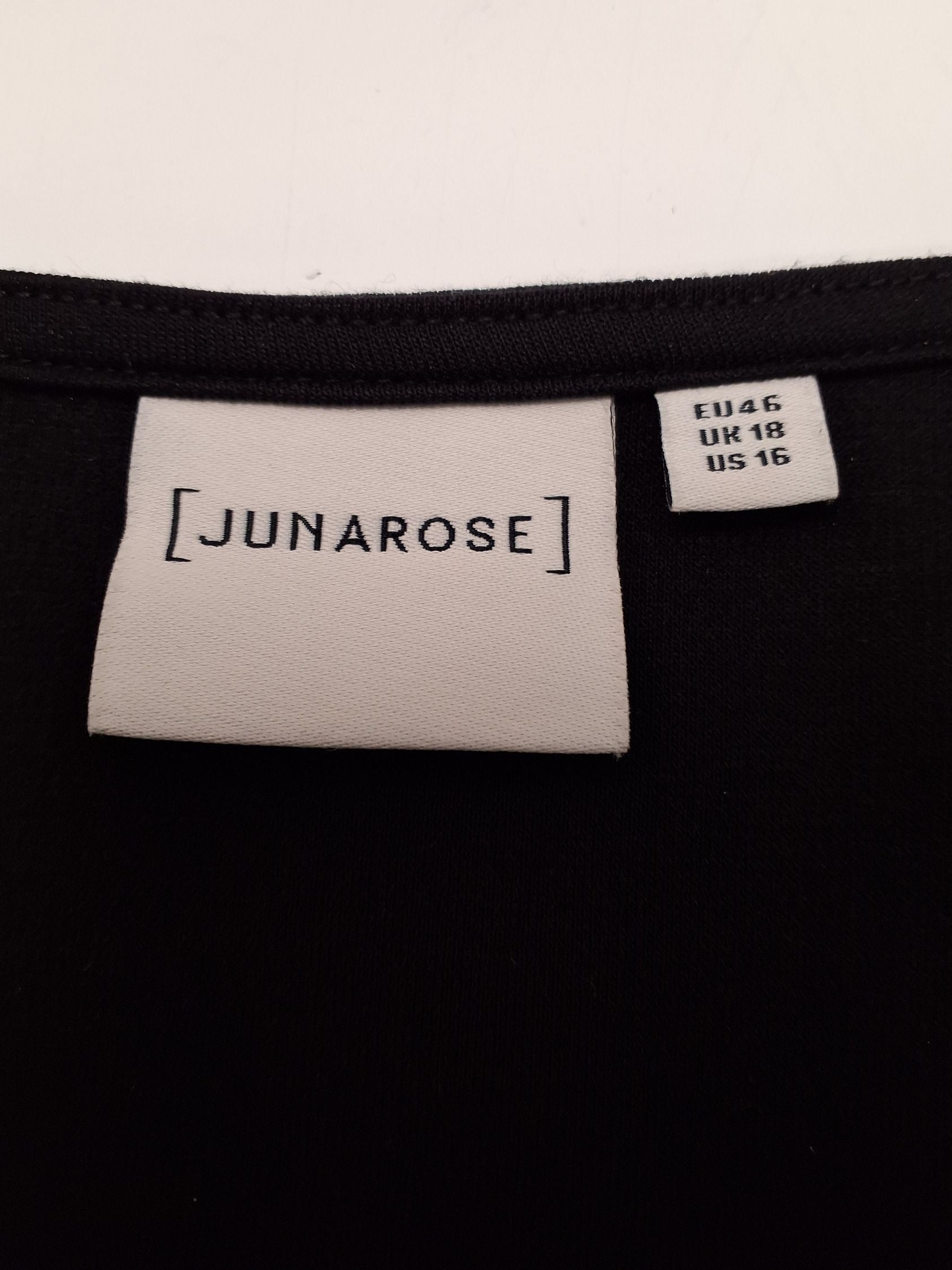Junarose Kjole