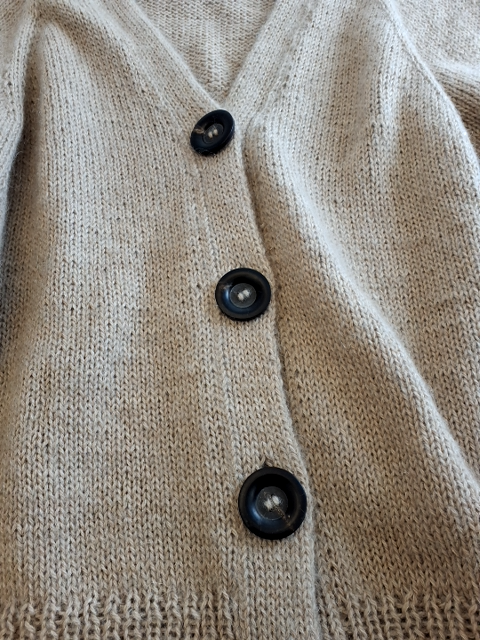 Hjemmestrikket Cardigan