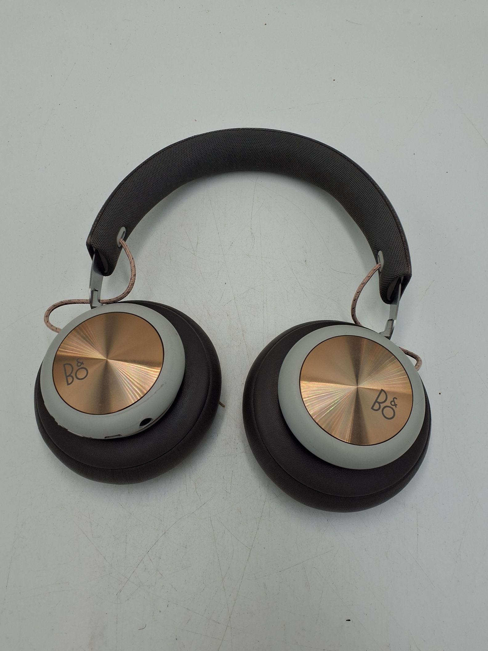 B&O høretelefoner grå
