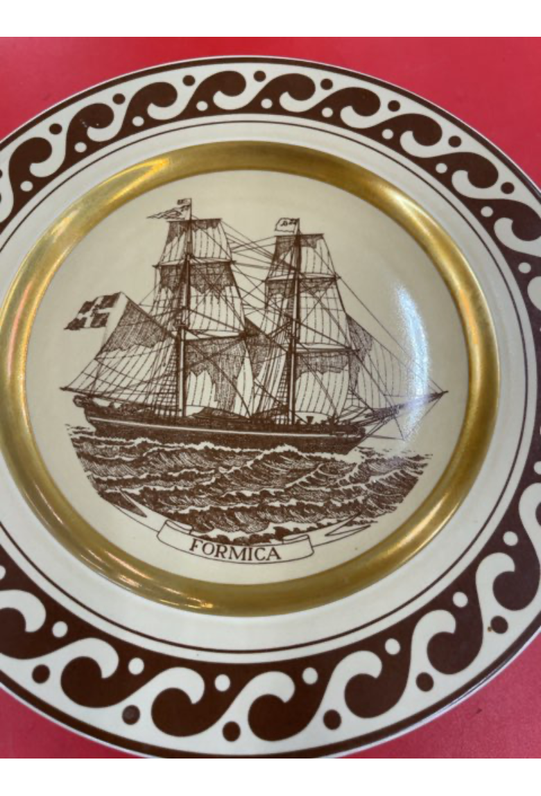 Ottensten platter med skibsmotiver