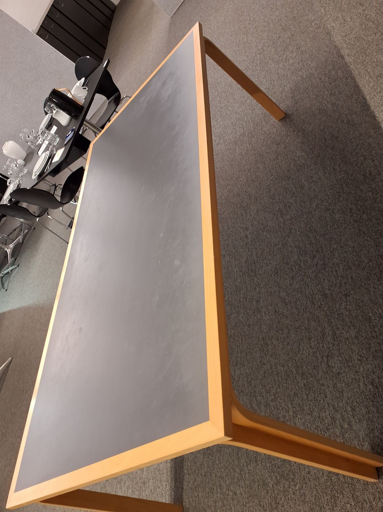 Møde/spisebord Magnus Olesen - 7118