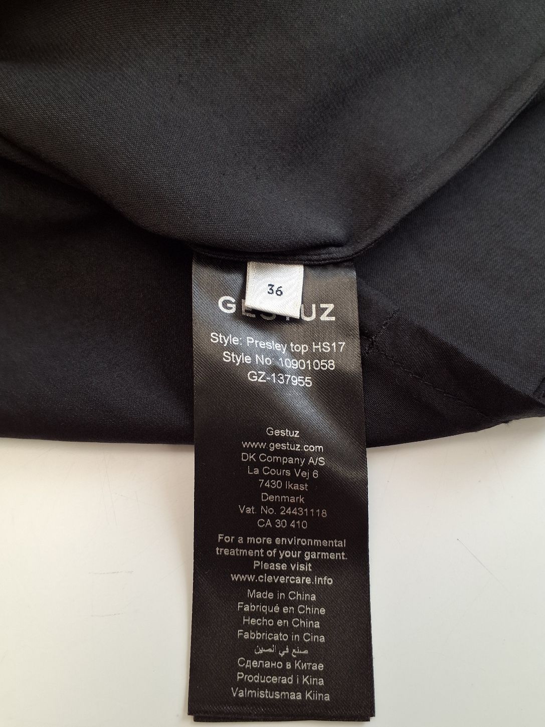 Gestuz Top